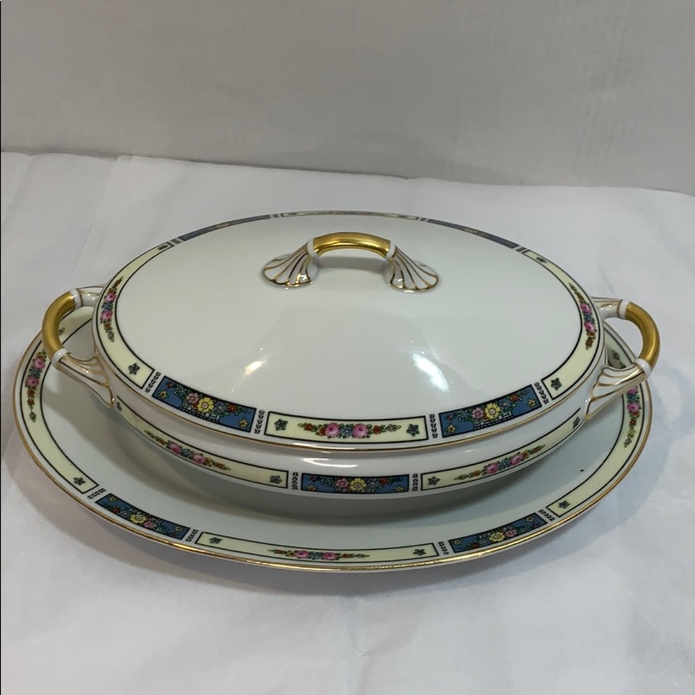 Bavaria ceramic serving bowl with plate